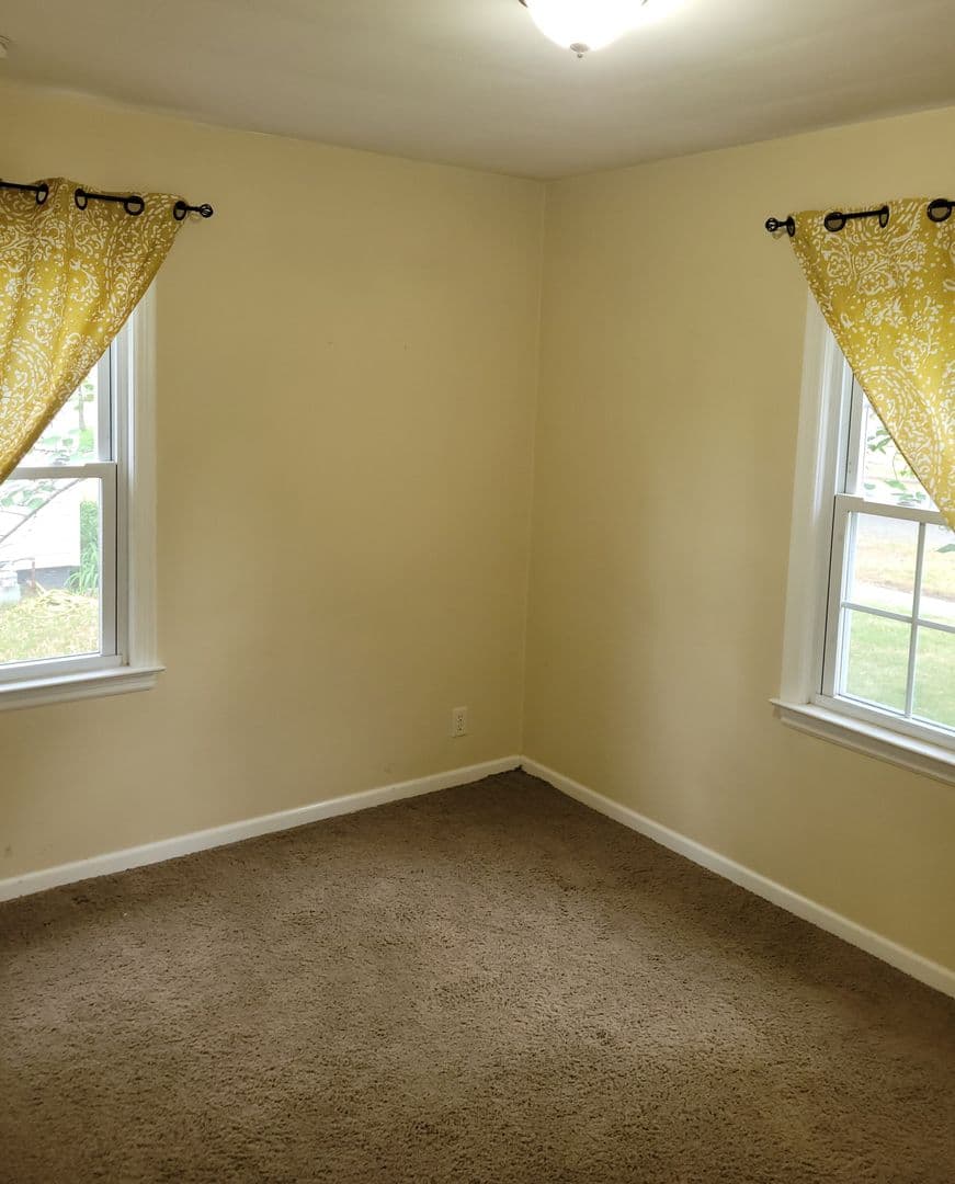 Grand Haven House: 1333 Slayton Ave
