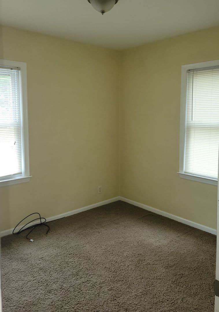 Grand Haven House: 1333 Slayton Ave