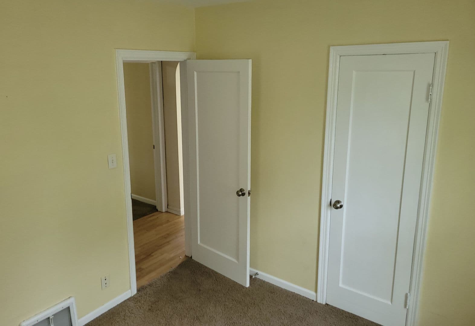 Grand Haven House: 1333 Slayton Ave