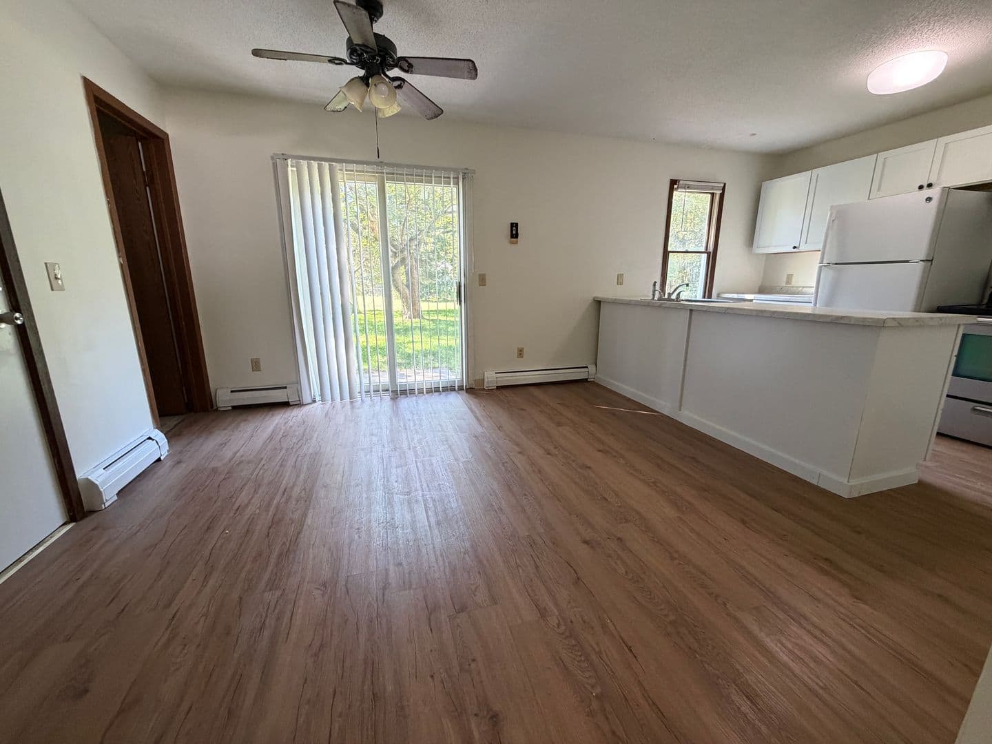 Grand Haven Apartment: 15874/15876 Mercury Dr