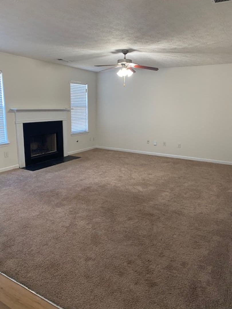 Stockbridge House: 461 Brunswick Cir.