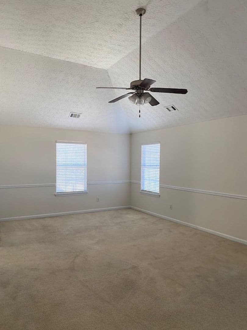 Stockbridge House: 461 Brunswick Cir.