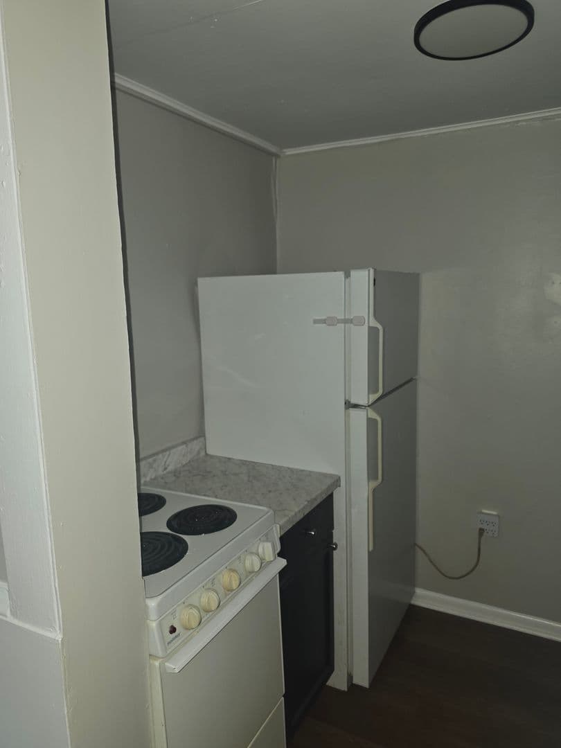 Roanoke Apartment: 1601 Memorial Ave, SW