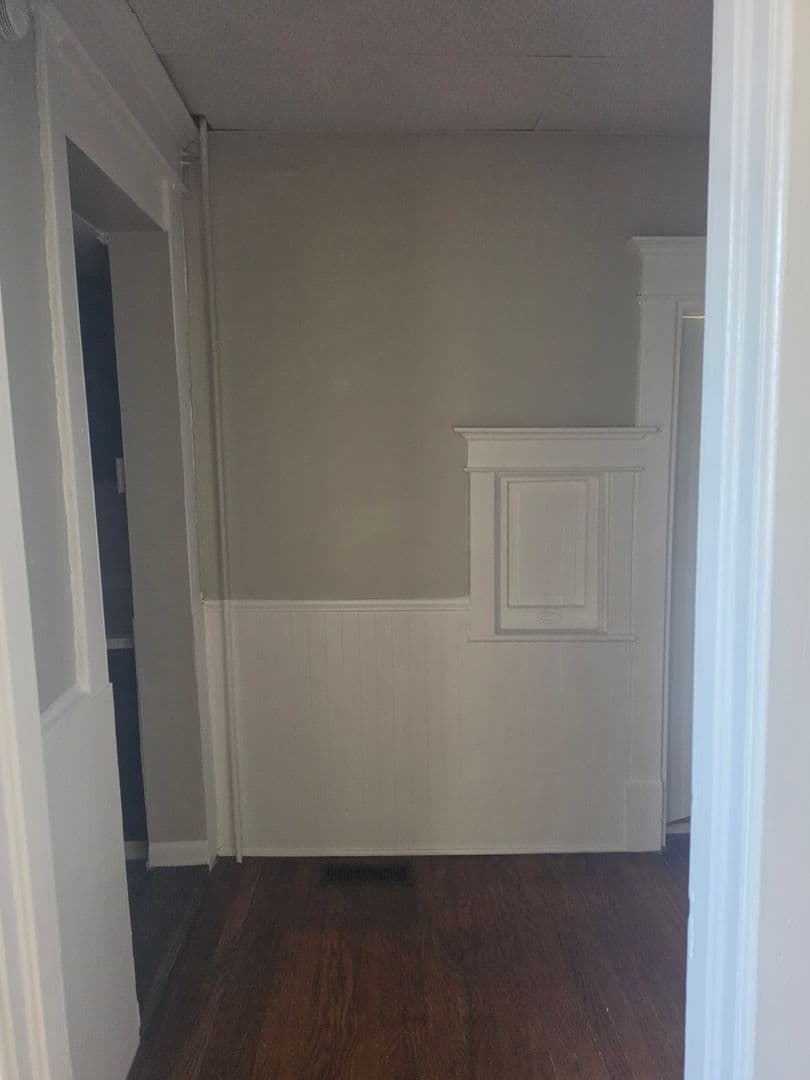 Roanoke Apartment: 1601 Memorial Ave, SW