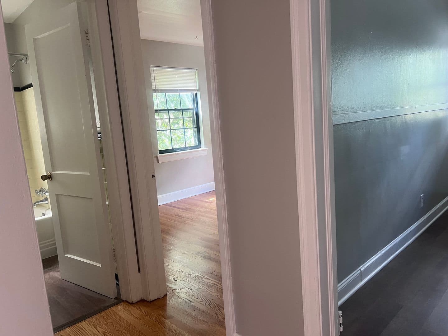 Roanoke Apartment: 2718 Broad Street NW