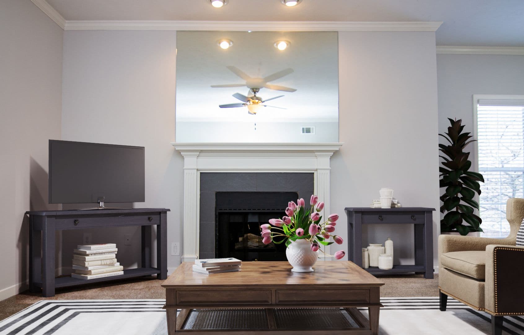 Memphis Apartment: 4 Riverview Drive West