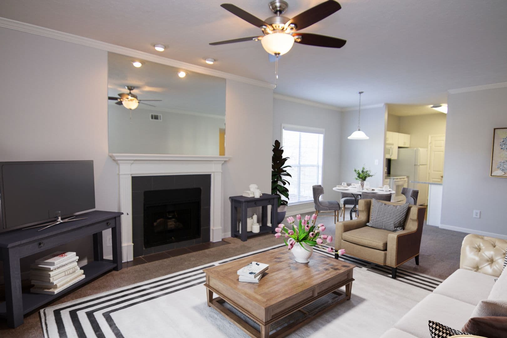 Memphis Apartment: 4 Riverview Drive West