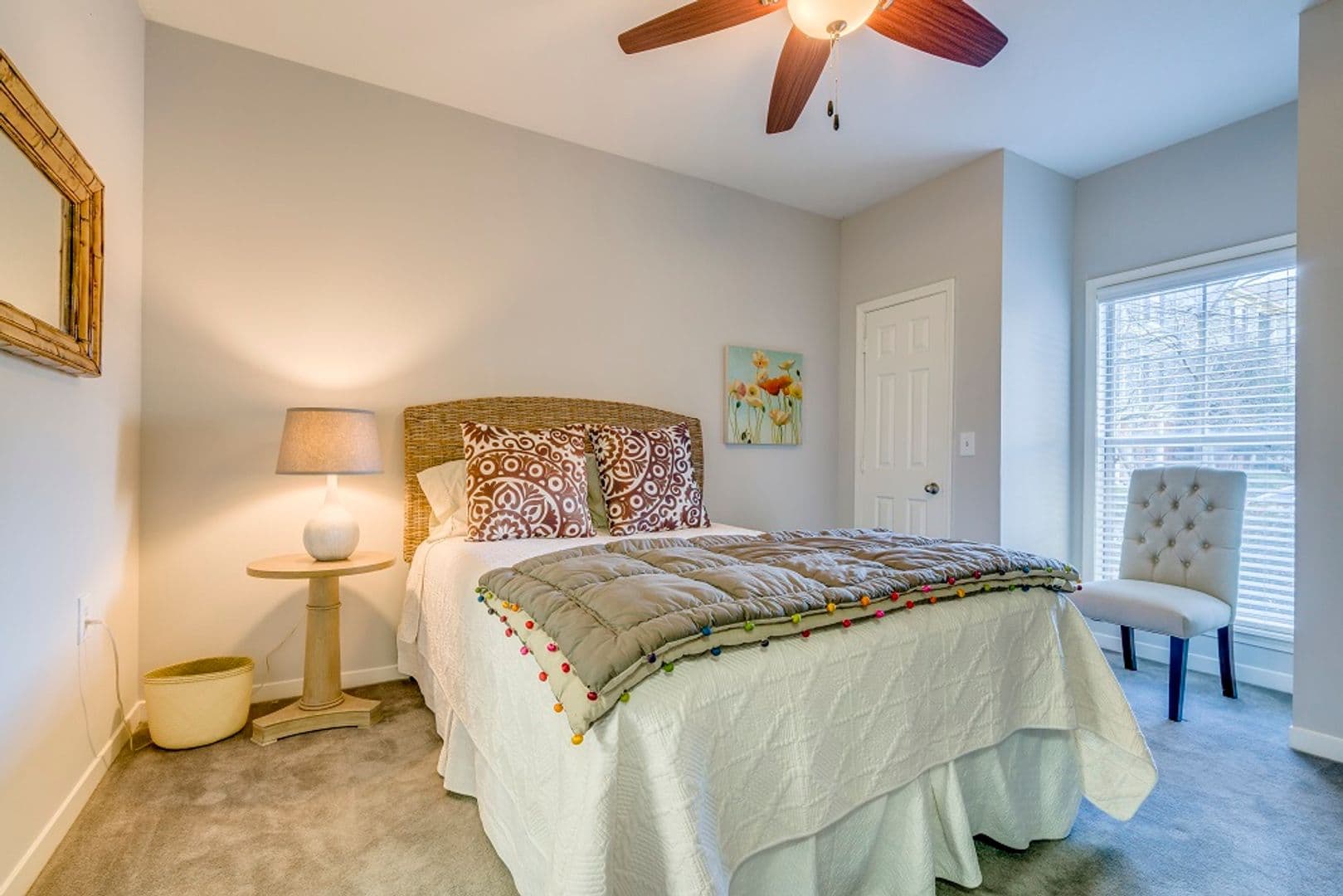 Memphis Apartment: 4 Riverview Drive West