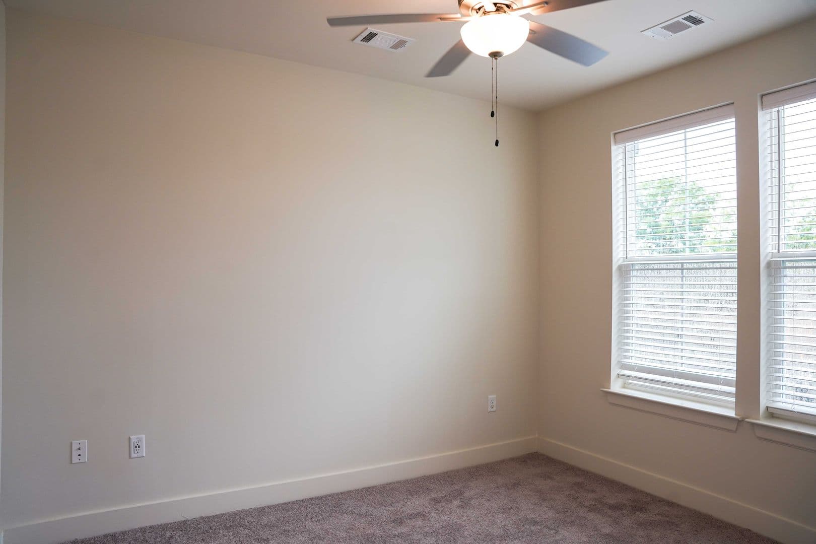 Memphis Apartment: 694 Madison Avenue