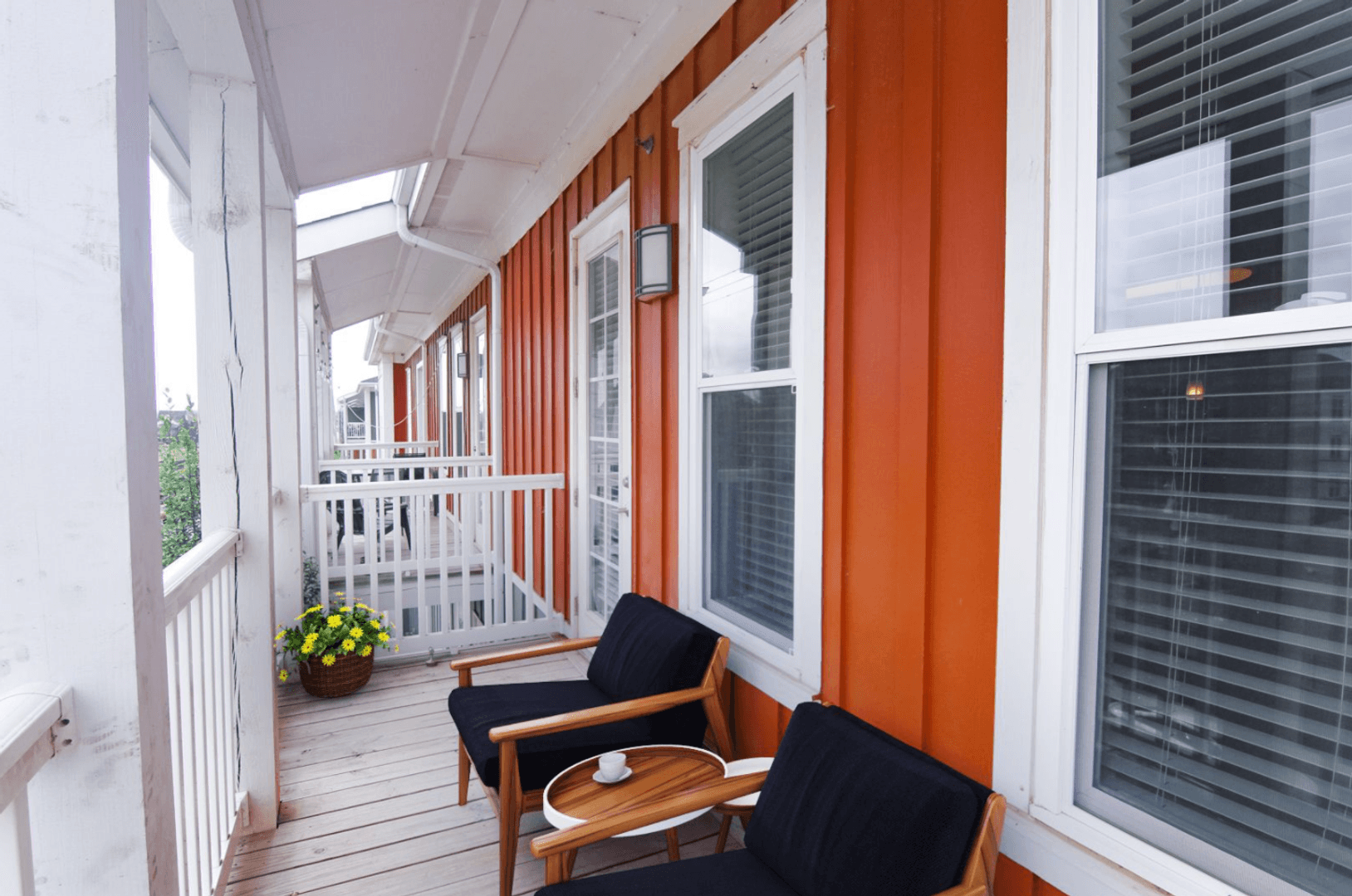 Memphis Apartment: 9 East Carolina Avenue