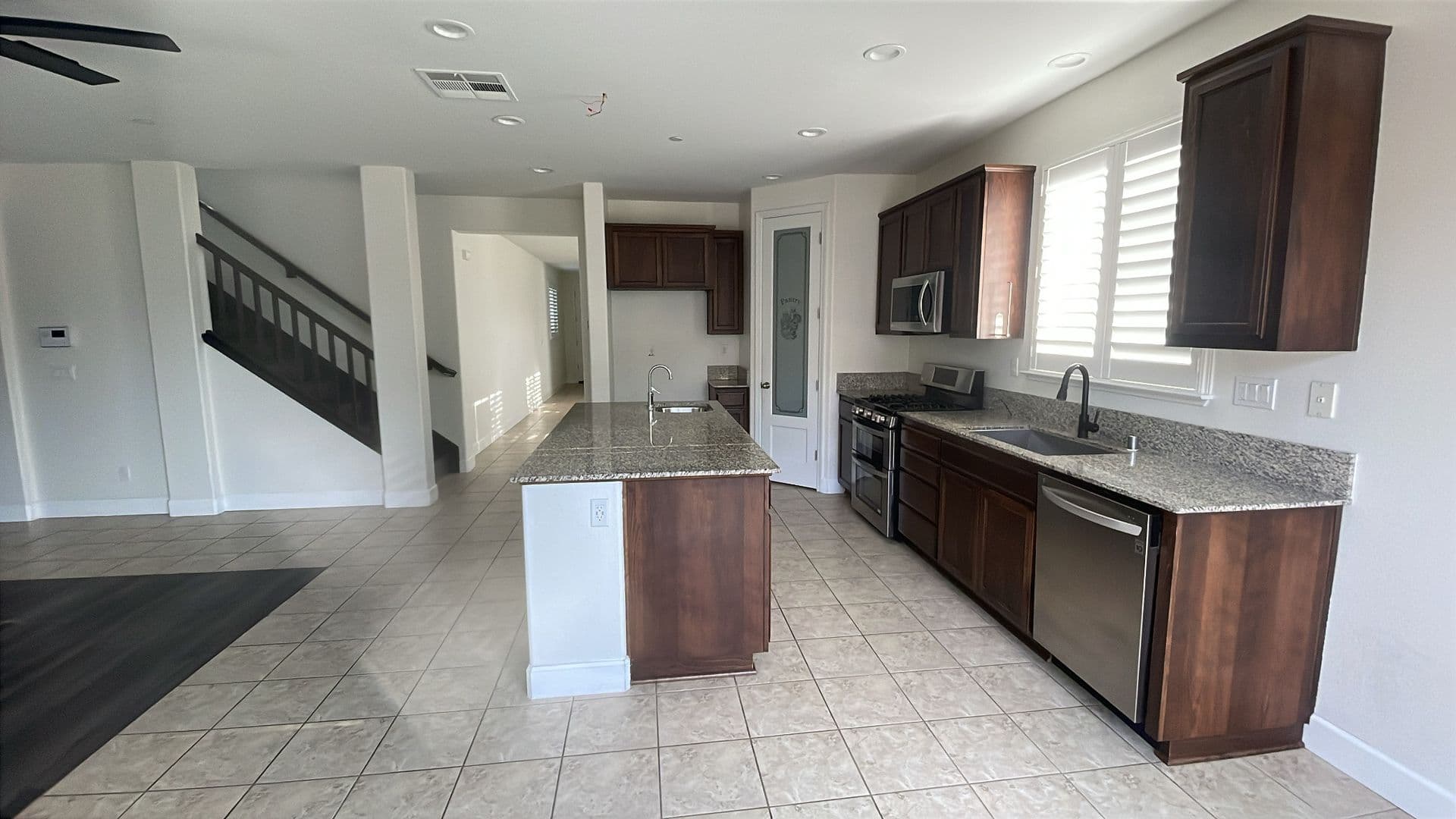 West Sacramento House: 1525 Bayside Road