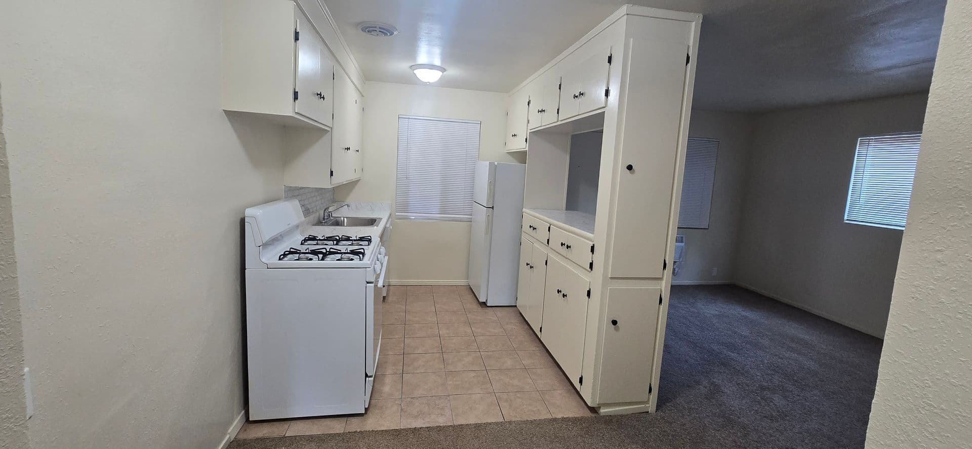 Sacramento Apartment: McWelsh Apartments at 2651 26th St - 2638 27th St