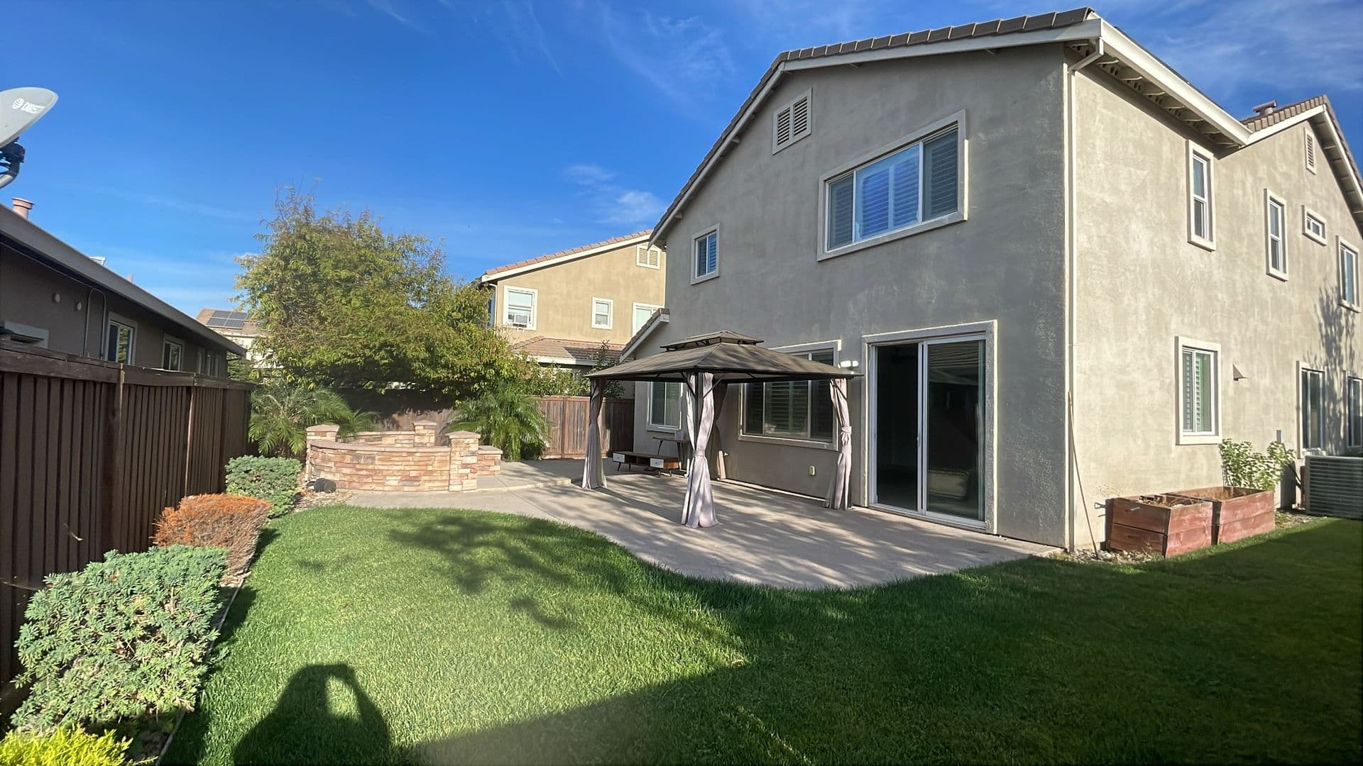 West Sacramento House: 1525 Bayside Road