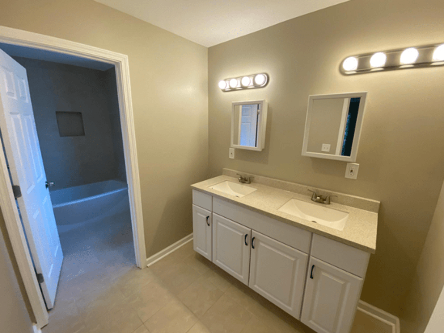Cincinnati House: 3619 Newton
