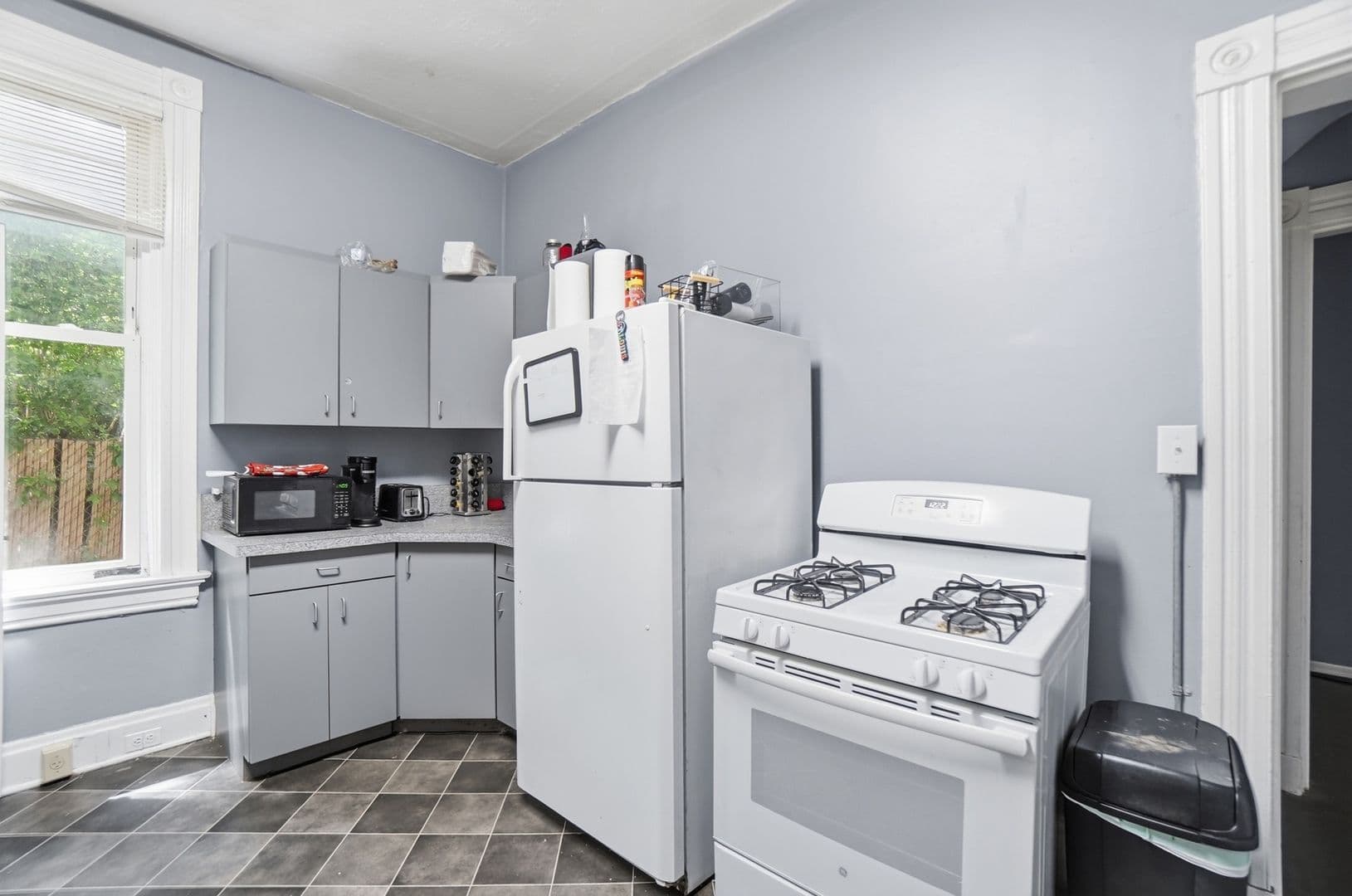 Cincinnati House: 2238 Flora St.