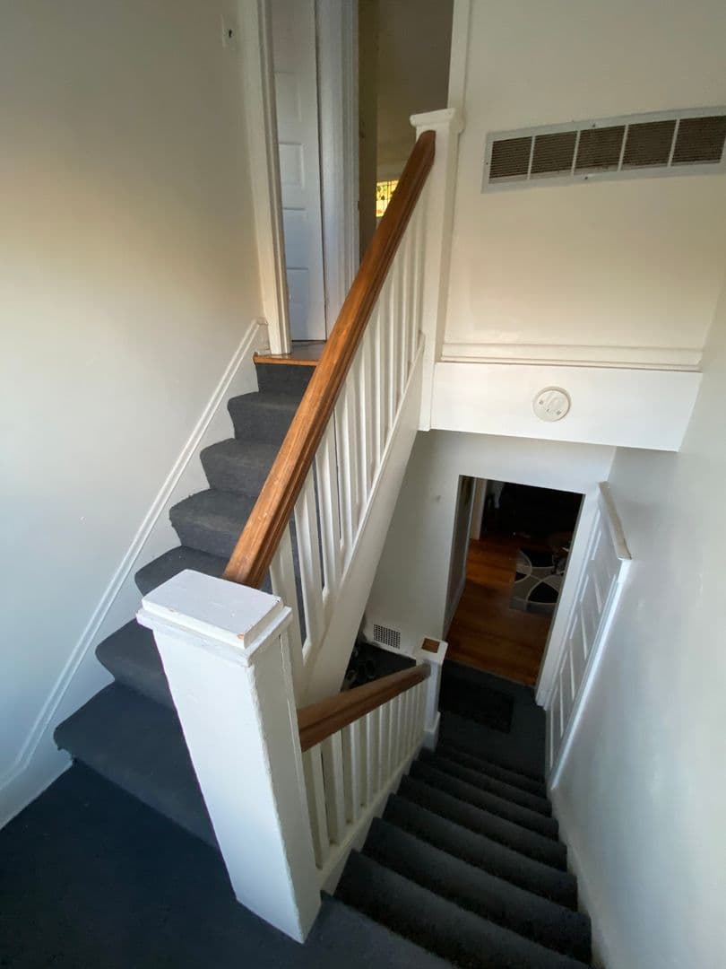 Cincinnati Apartment: NT 407 Warner St. NT