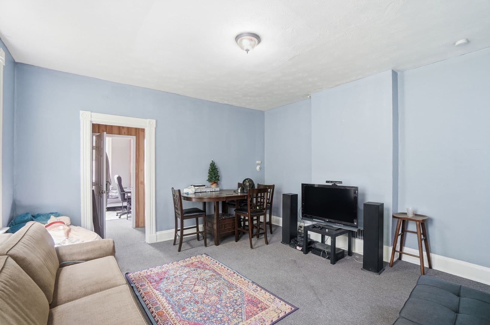 Cincinnati House: 2238 Flora St.