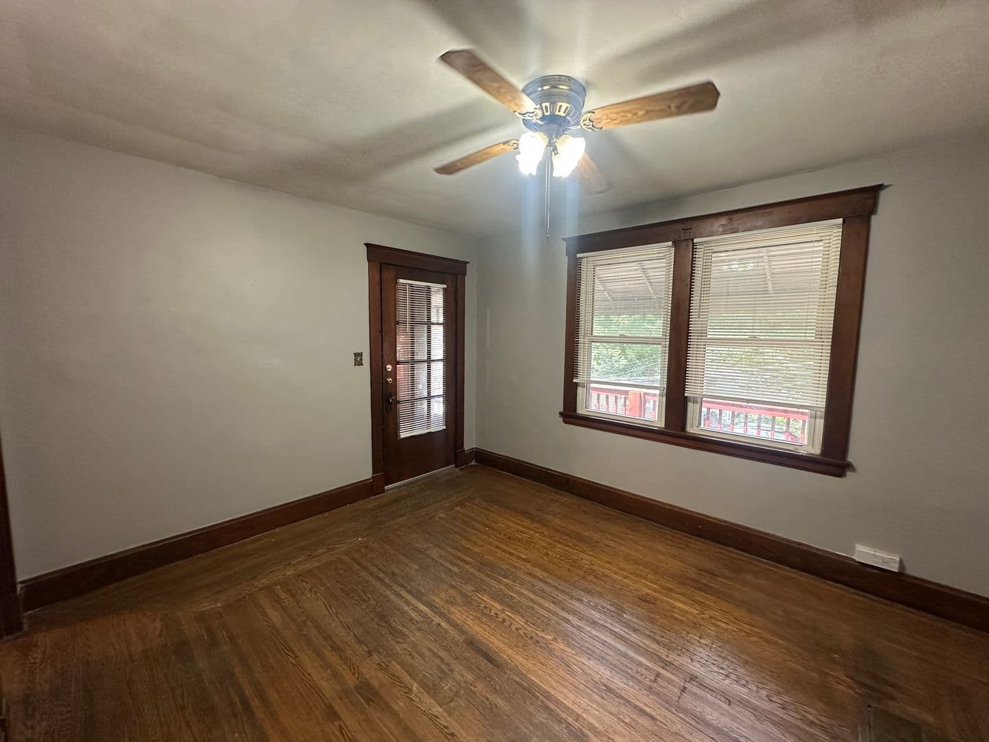 Cincinnati Apartment: 2322 Ravine St.