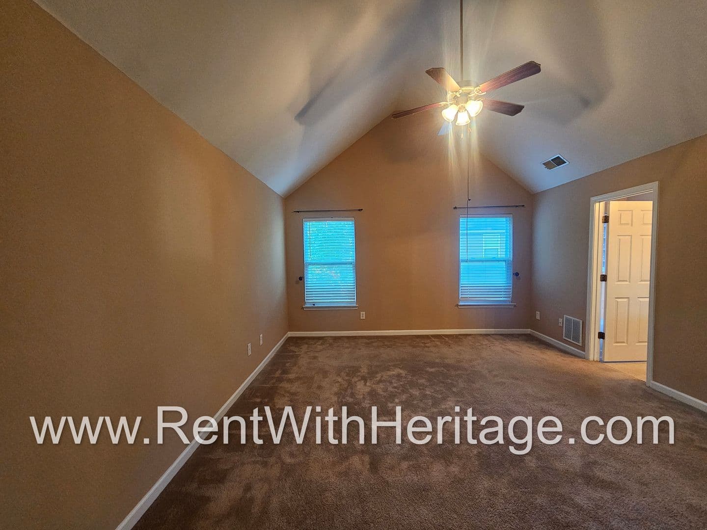Newnan House: 61 Briandwood Dr.