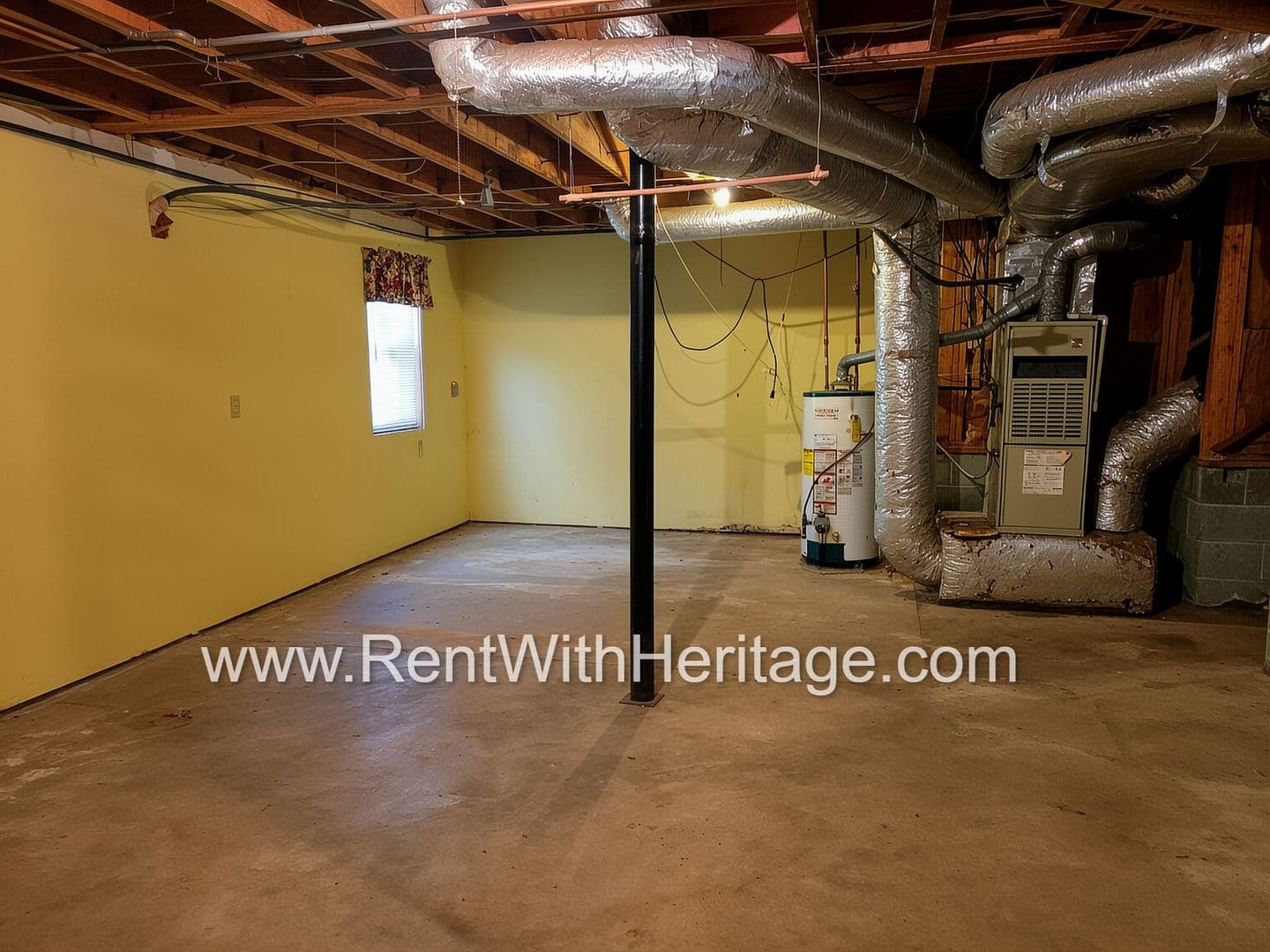 Lithia Springs House: 2120 Windy Oak Ct