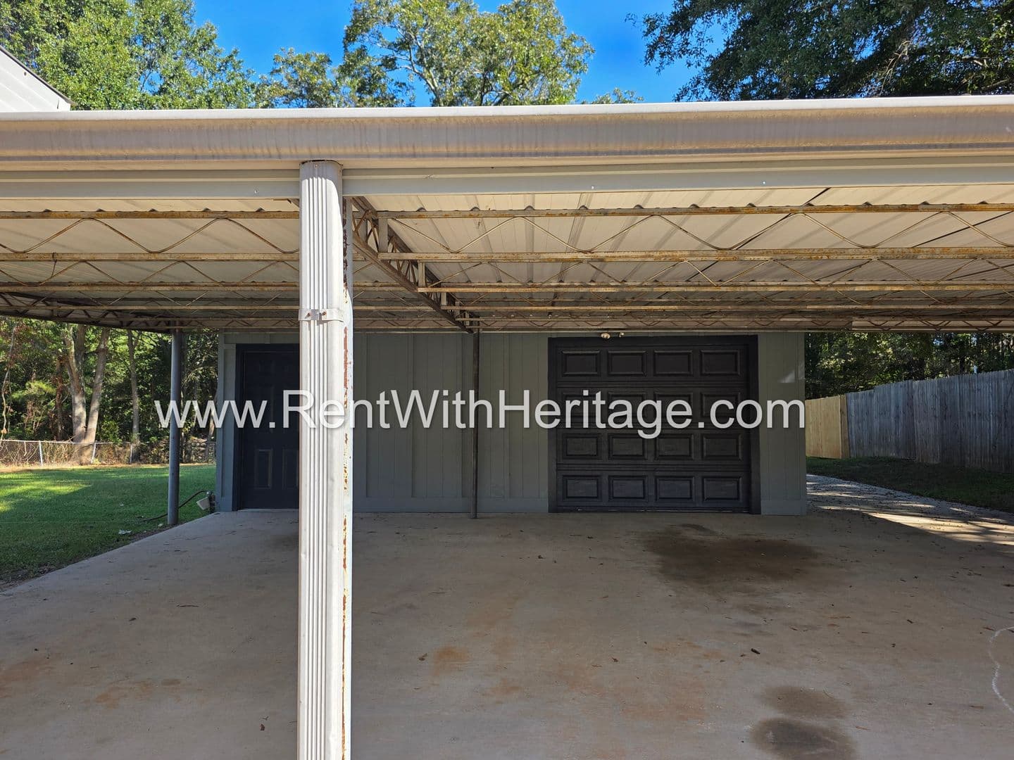 Douglasville House: 2240 Highway 92 Fairburn Rd.