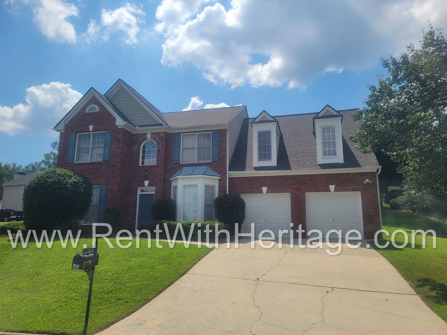 Powder Springs House: 2924 Villa Lake Dr.