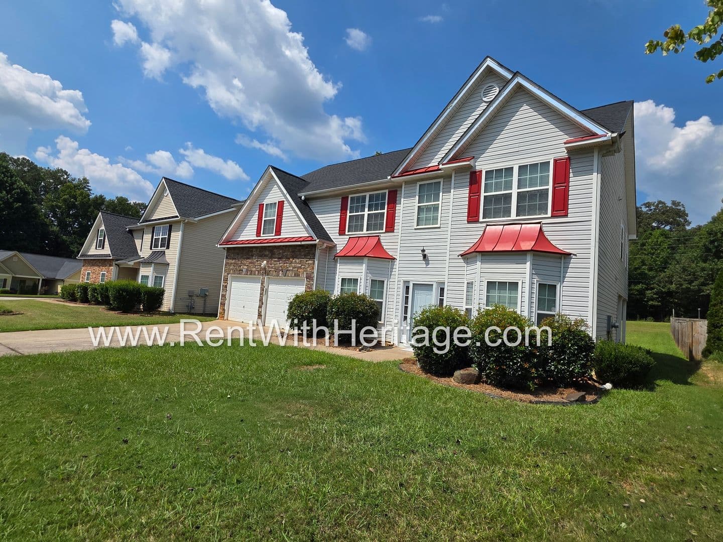 Villa Rica House: 202 Summergate Ln.