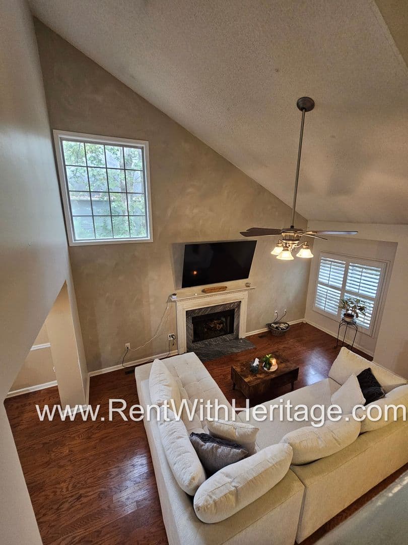 Douglasville House: 6849 Quail Pl
