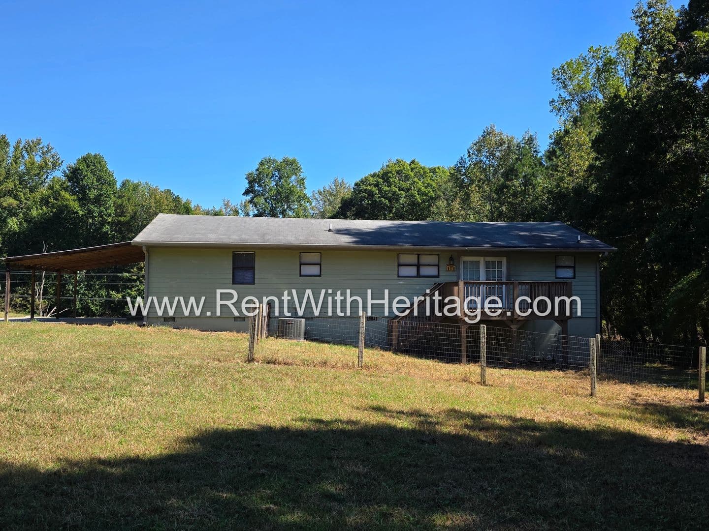Douglasville House: 1529 S Burnt Hickory Rd.