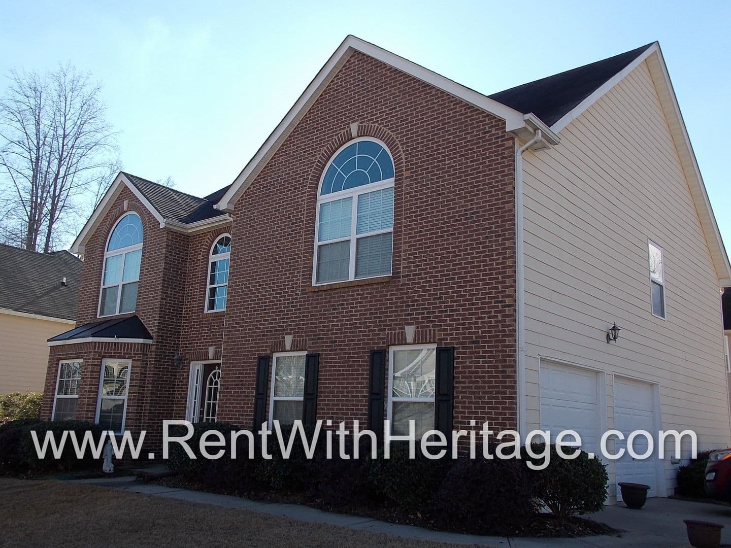 Newnan House: 61 Briandwood Dr.