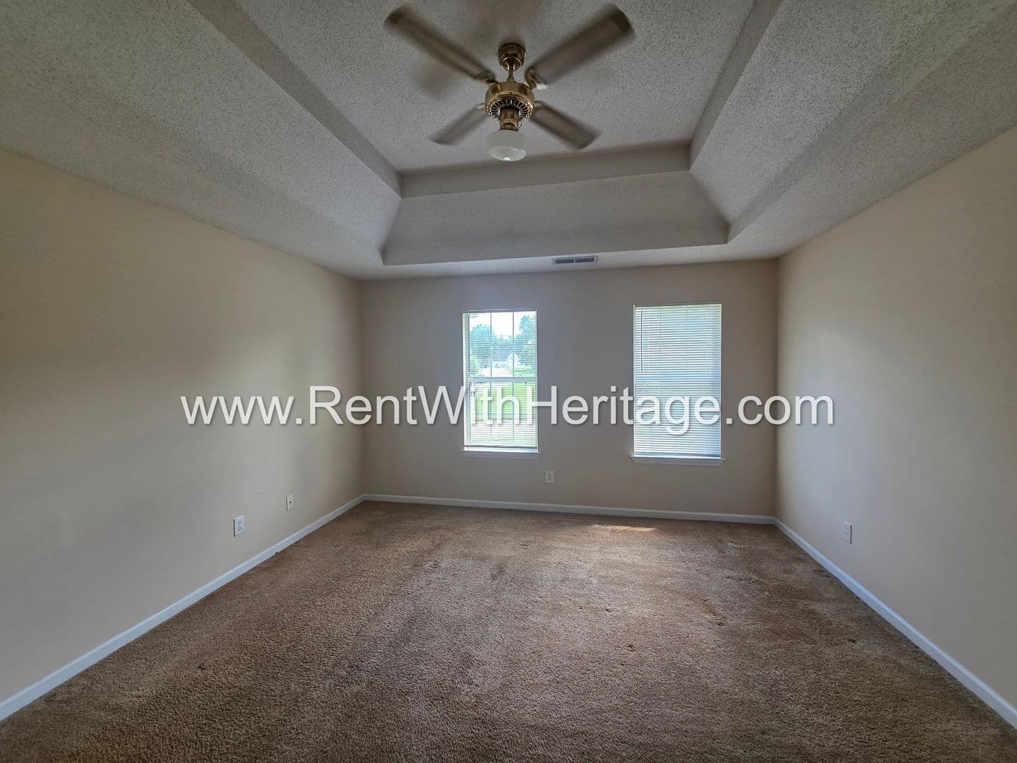 Douglasville House: 6535 Manor Creek Dr
