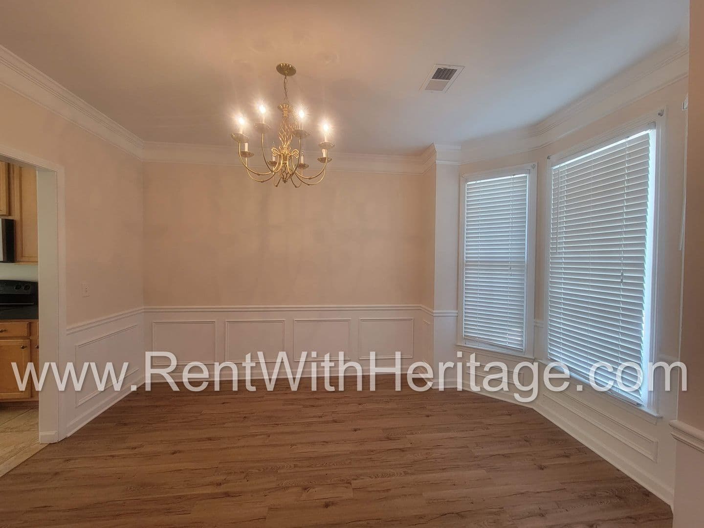 Powder Springs House: 2924 Villa Lake Dr.