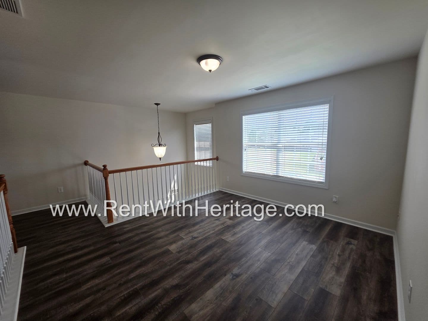 Villa Rica House: 202 Summergate Ln.