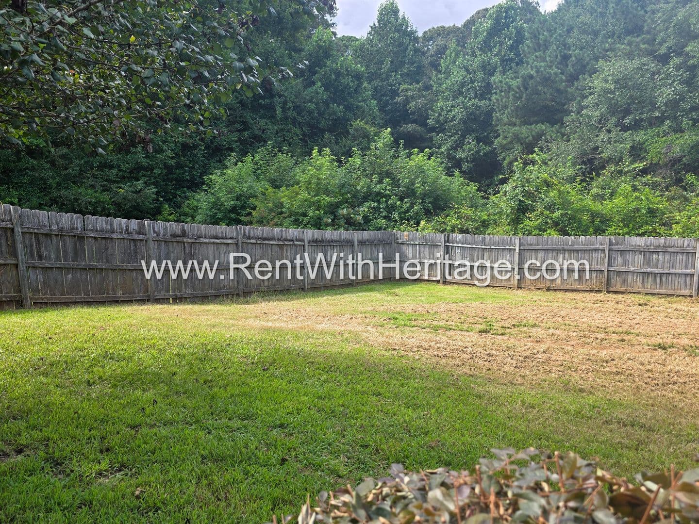 Douglasville House: 6535 Manor Creek Dr