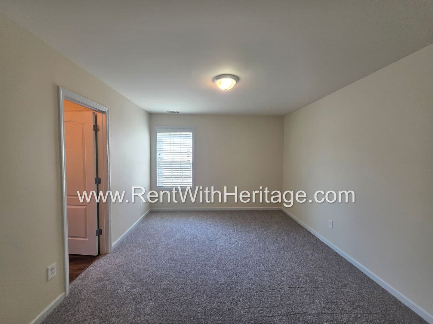 Villa Rica House: 202 Summergate Ln.
