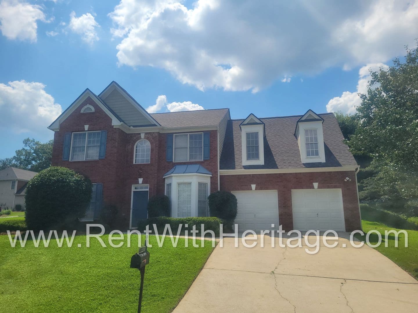 Powder Springs House: 2924 Villa Lake Dr.