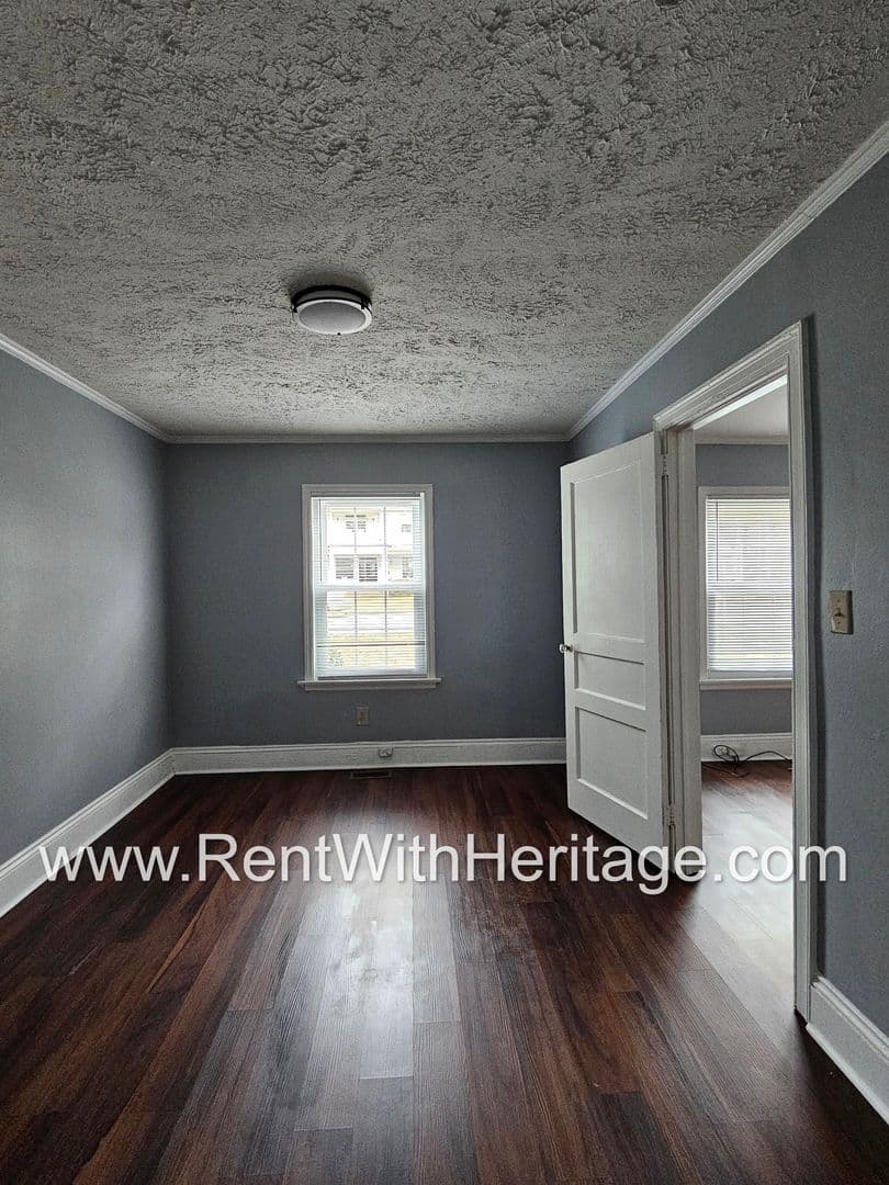 Douglasville Condo: 8657 Campbellton St.