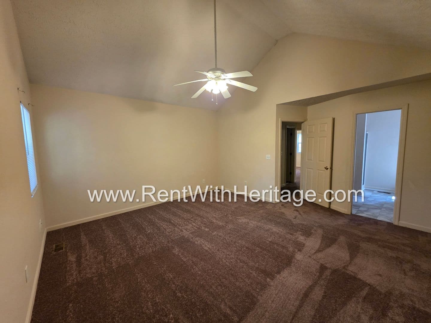 Lithia Springs House: 2120 Windy Oak Ct