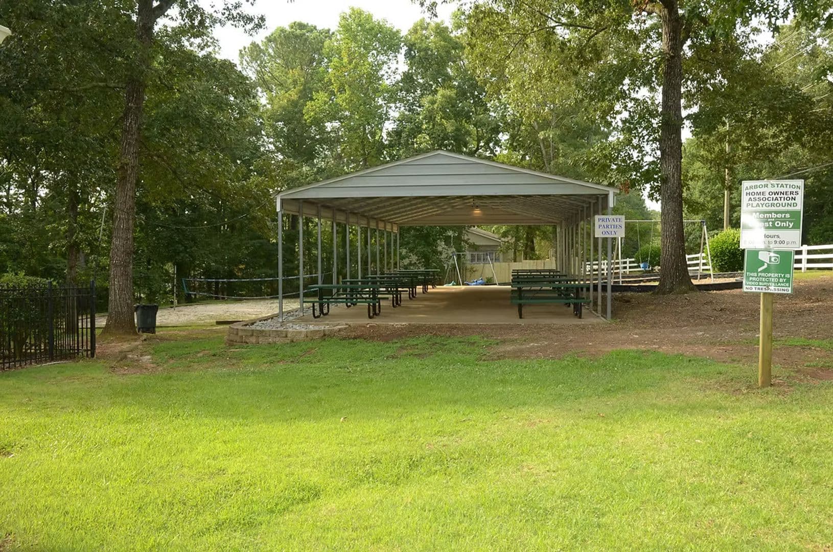Douglasville House: 6849 Quail Pl
