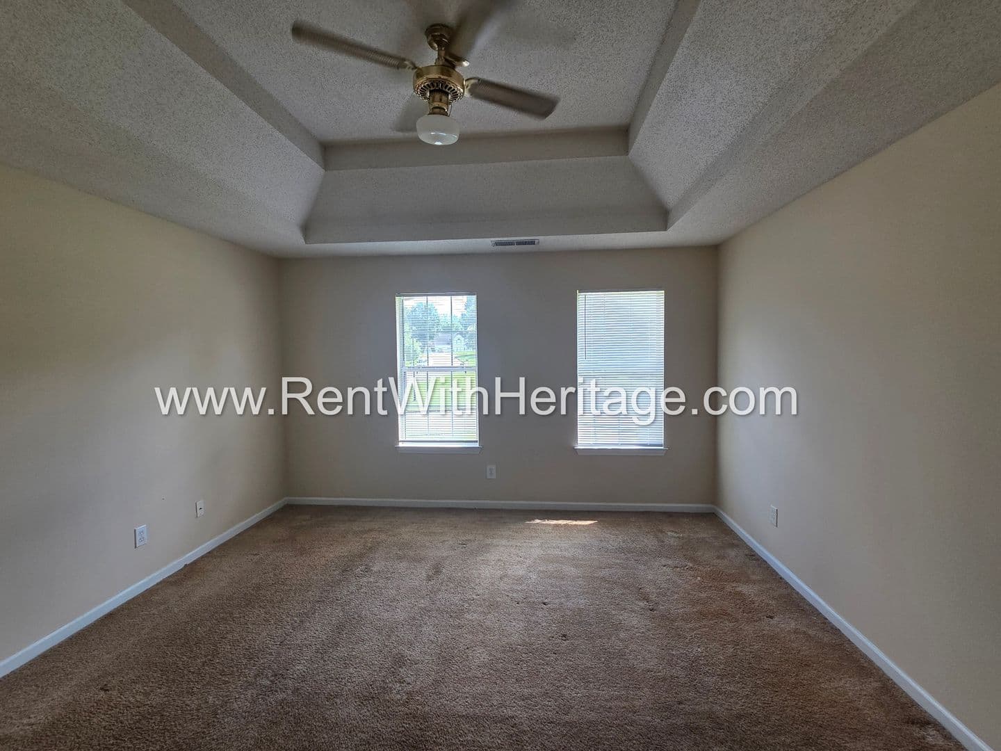 Douglasville House: 6535 Manor Creek Dr