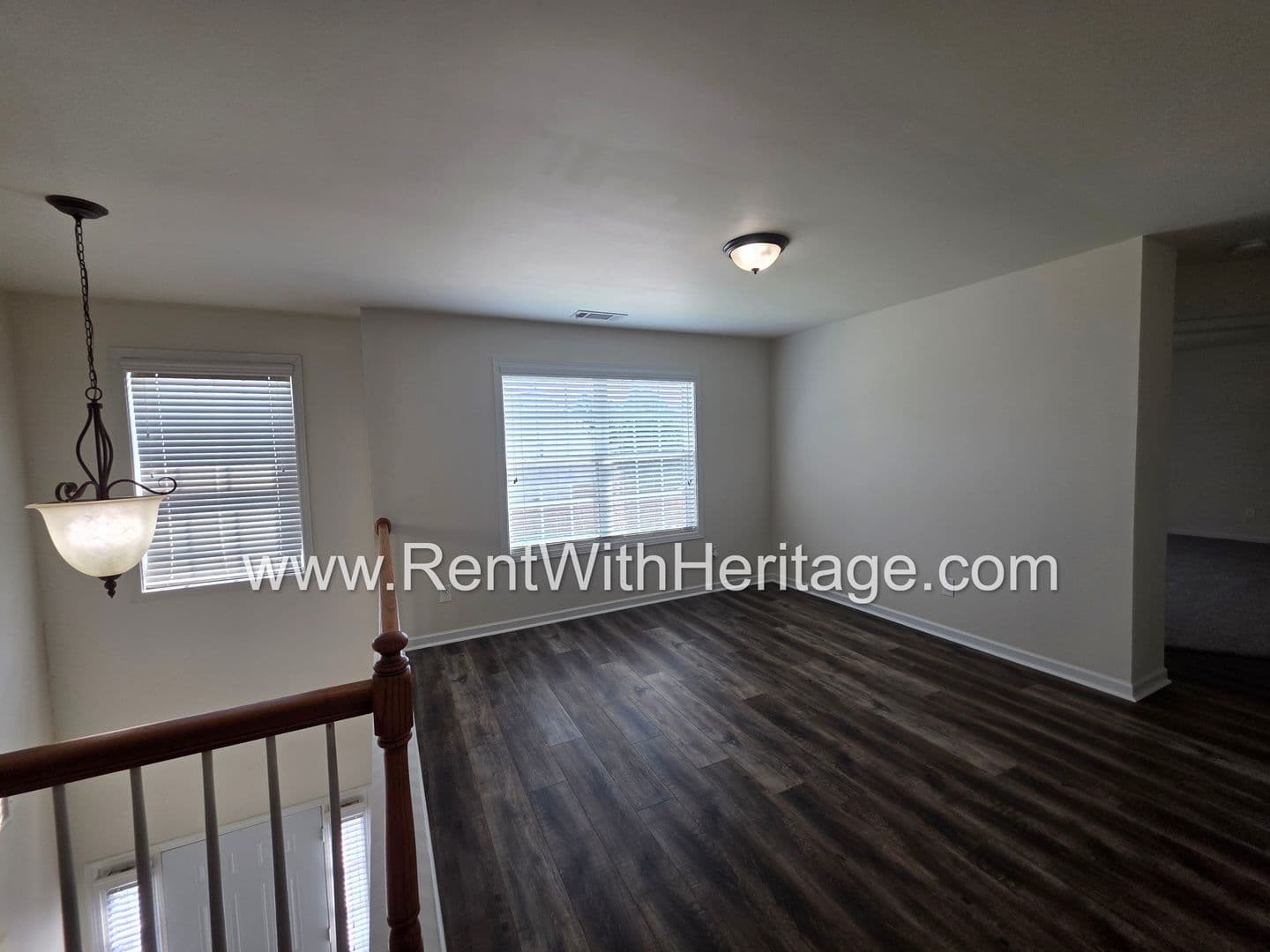 Villa Rica House: 202 Summergate Ln.