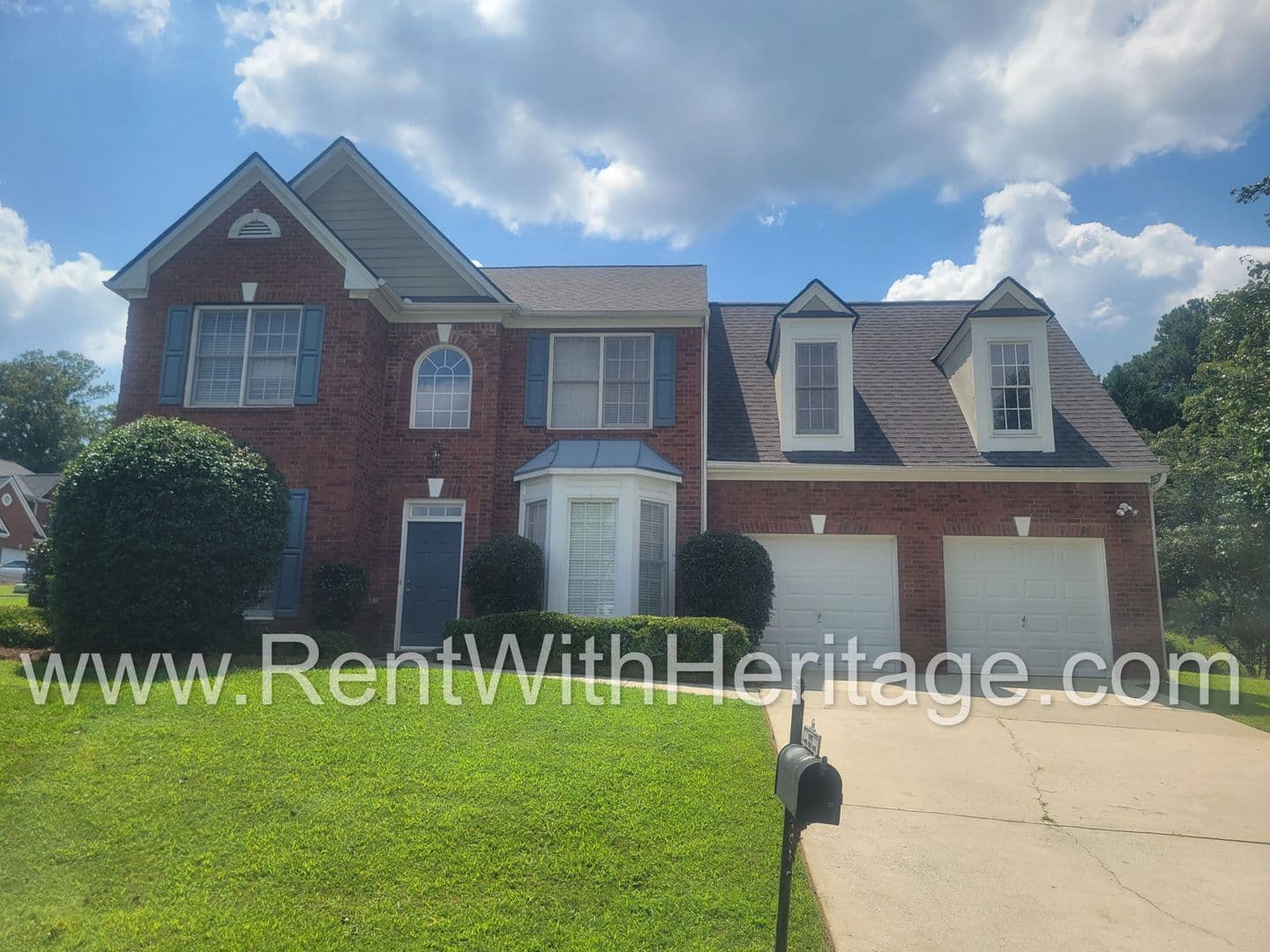 Powder Springs House: 2924 Villa Lake Dr.