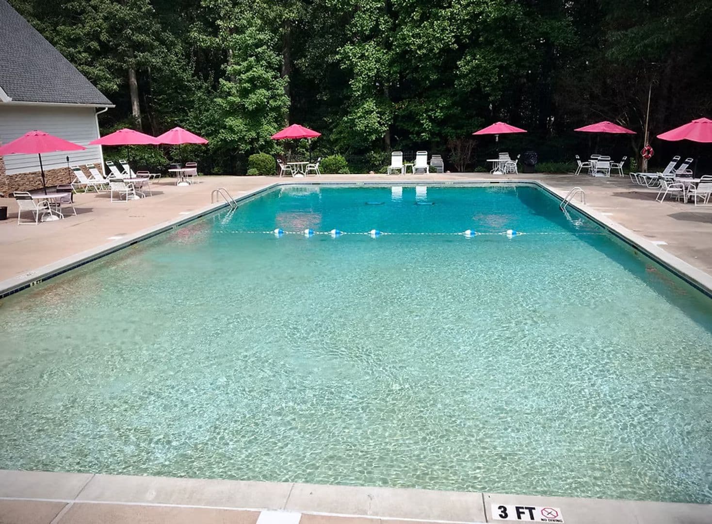Douglasville House: 6849 Quail Pl