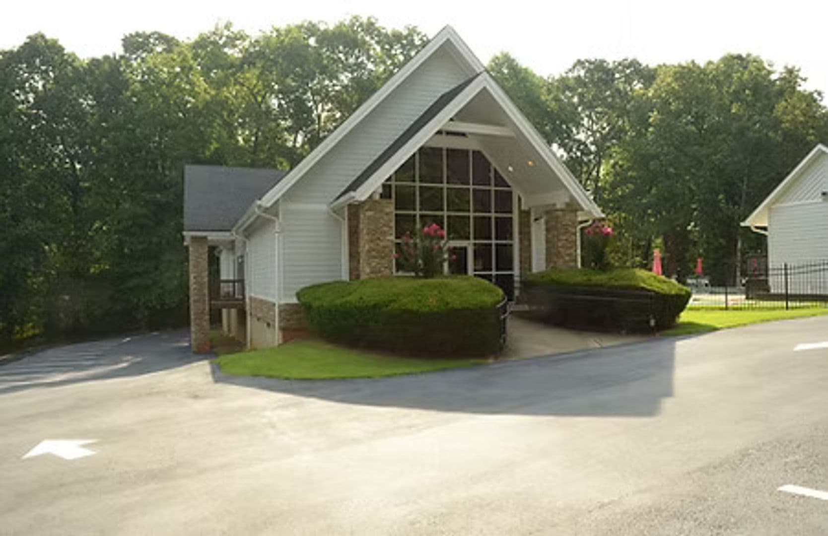 Douglasville House: 6849 Quail Pl