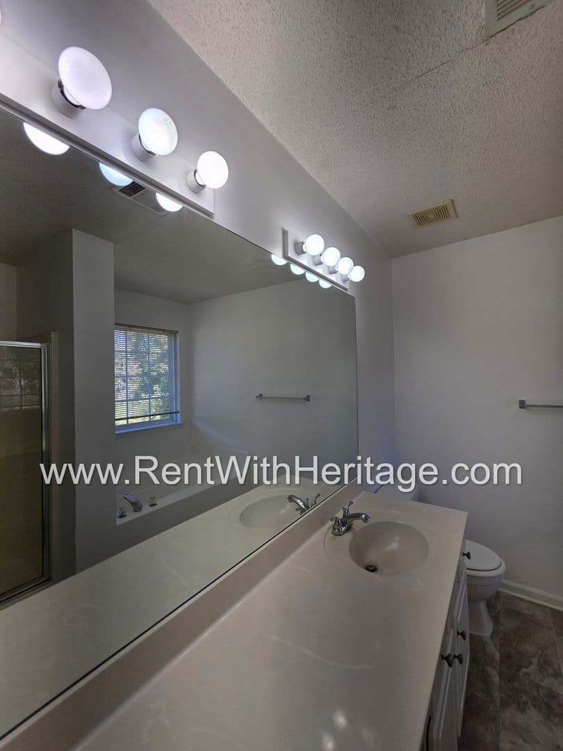 Powder Springs House: 179 Parkview Lane