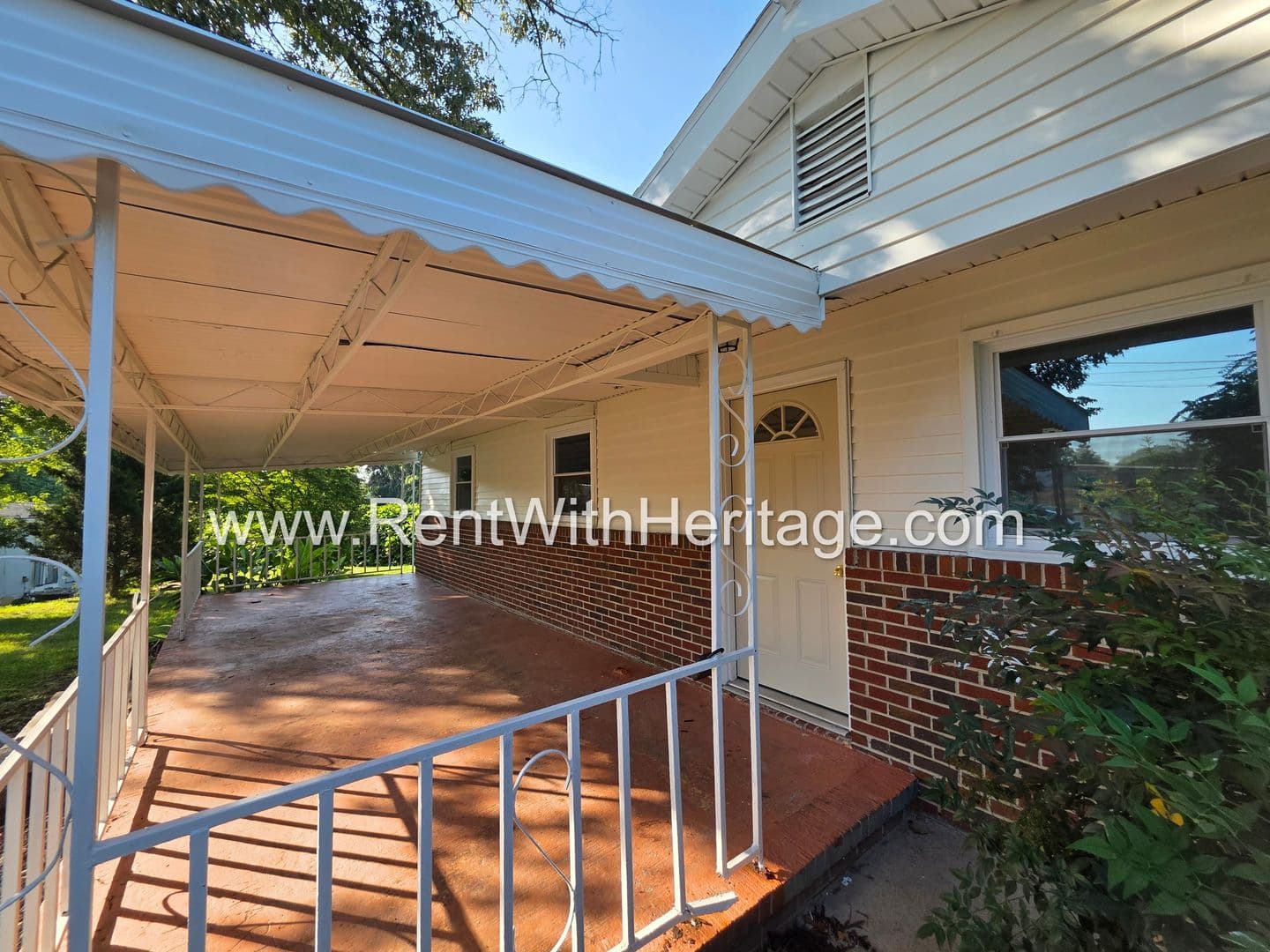 Austell House: 5990 Peco Ln.