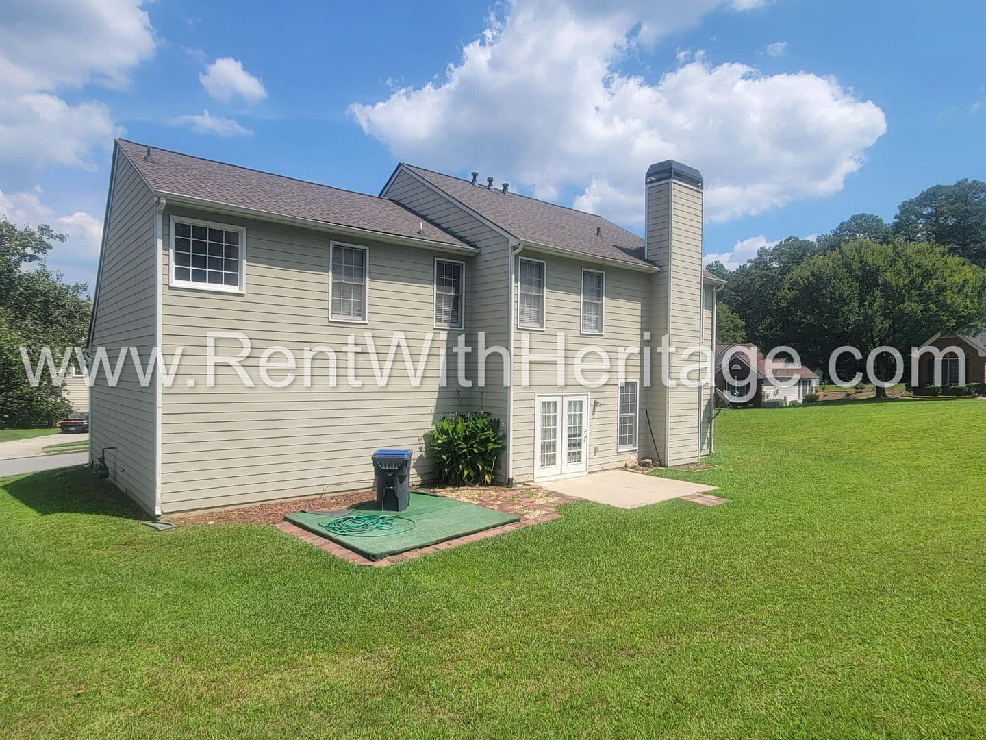 Powder Springs House: 2924 Villa Lake Dr.