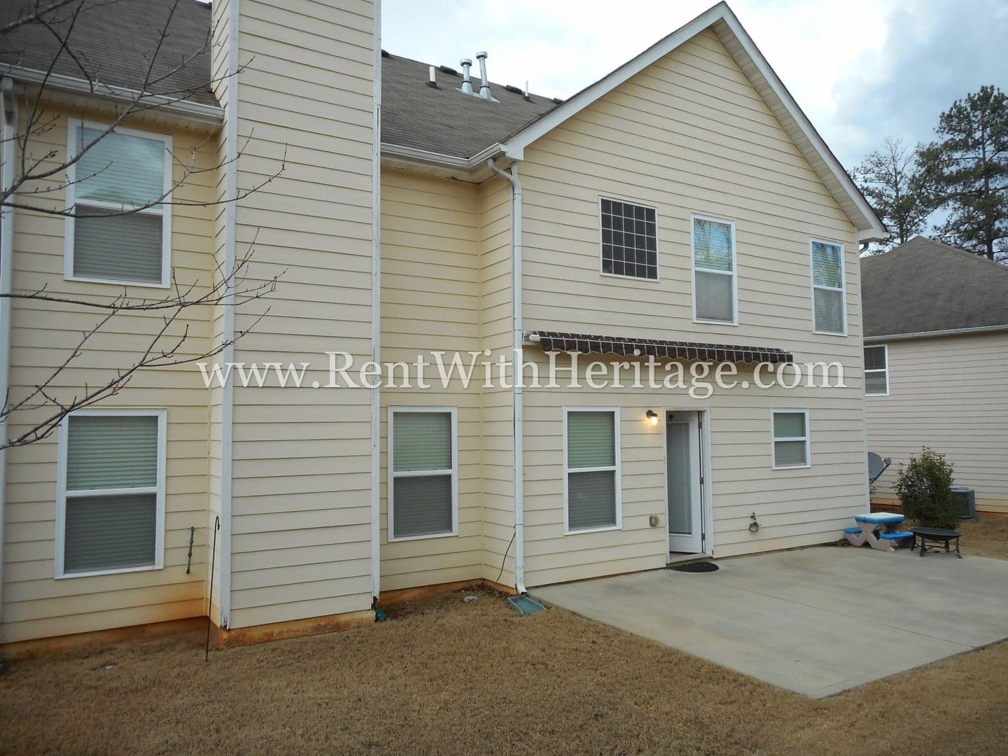 Newnan House: 61 Briandwood Dr.