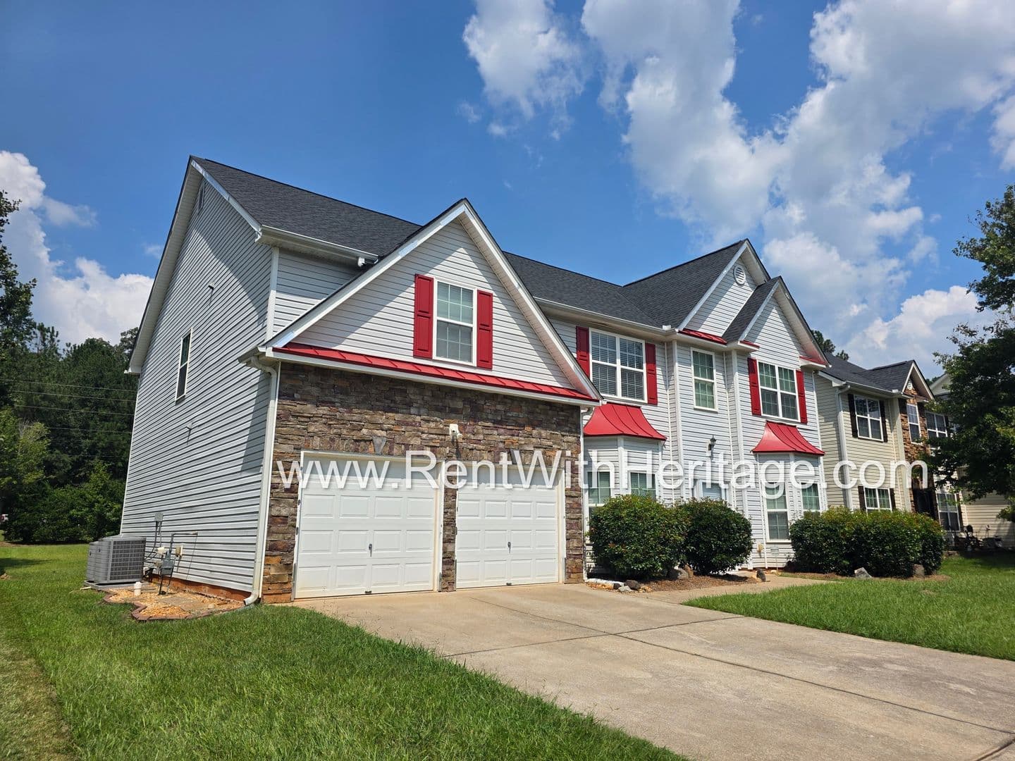 Villa Rica House: 202 Summergate Ln.