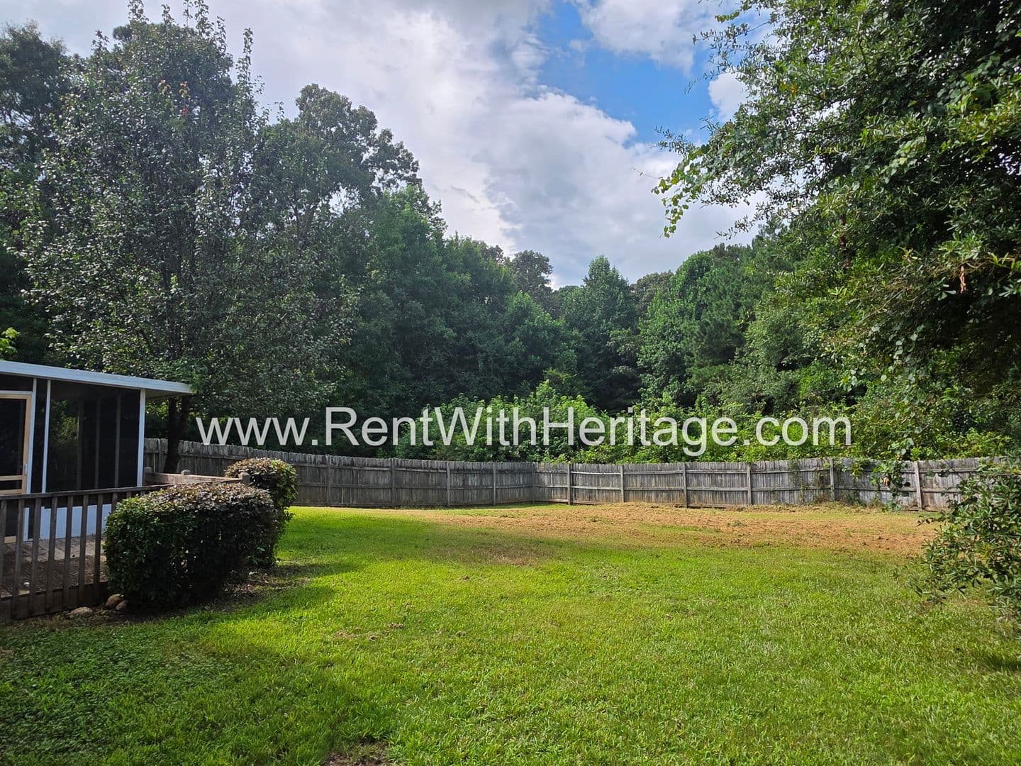 Douglasville House: 6535 Manor Creek Dr